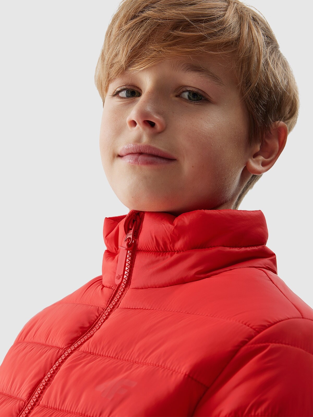 Levně Chlapecká péřová bunda s recyklovanou výplní - červená