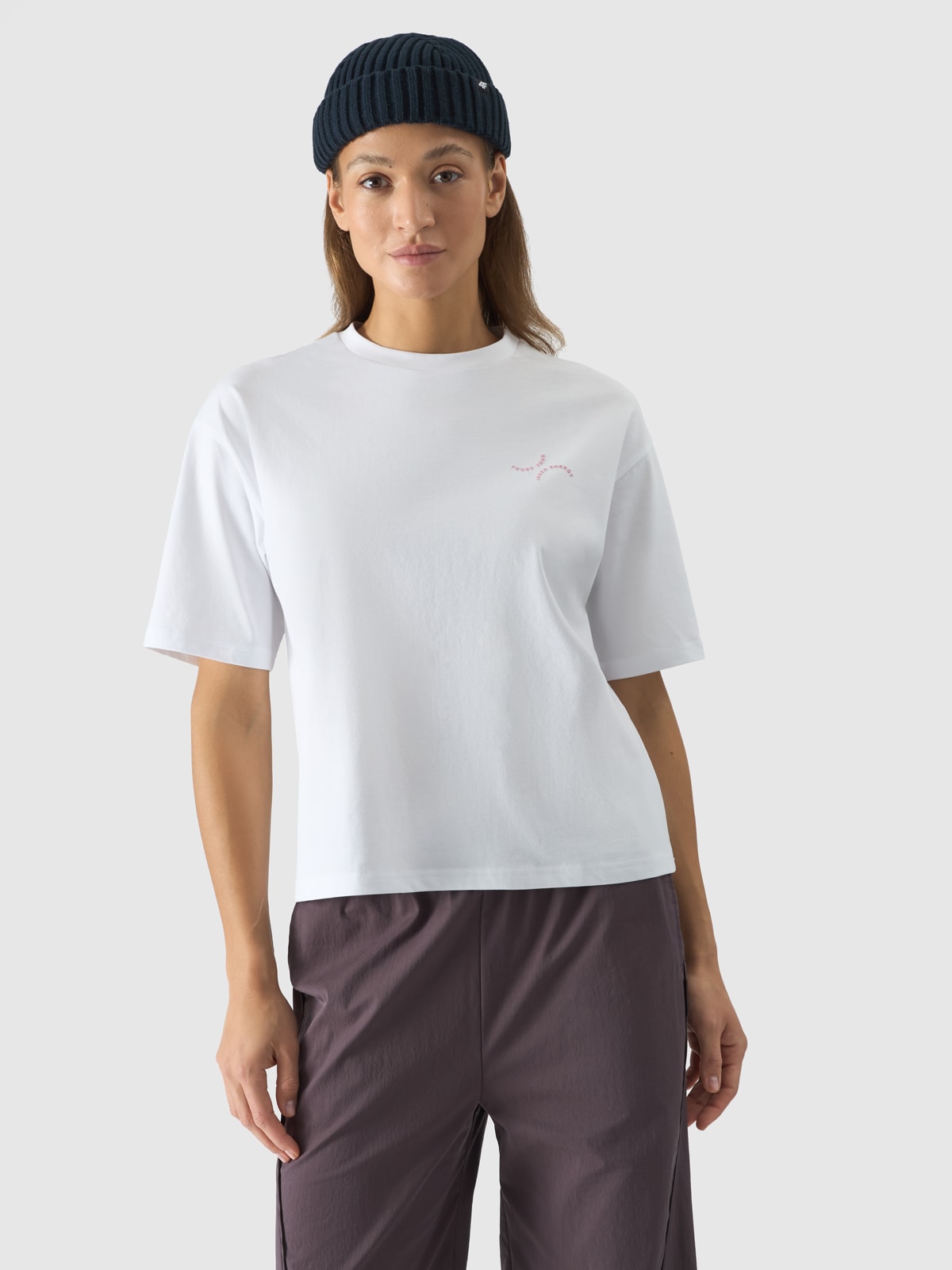 Levně Dámské tričko oversize s potiskem - bílé